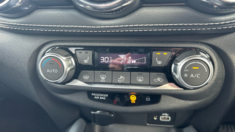 Nissan Juke 1.0 DiG-T 114 Tekna 5dr Petrol Hatchback